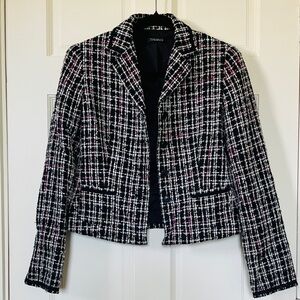 Tahari Cropped Tweed Blazer Size 6 Medium